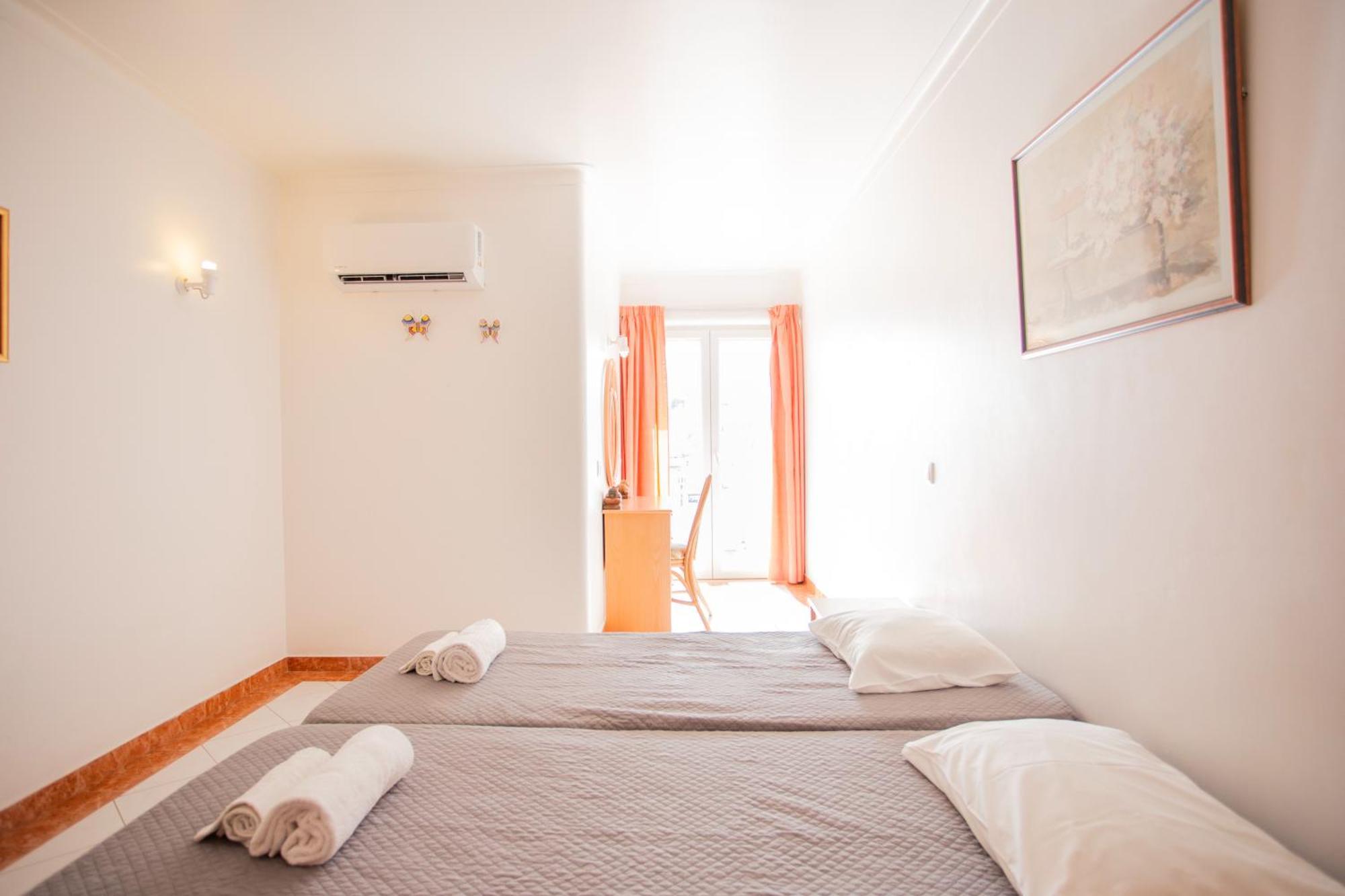 Colibri By Hellovacations Apartment อัลบูเฟรา ภายนอก รูปภาพ