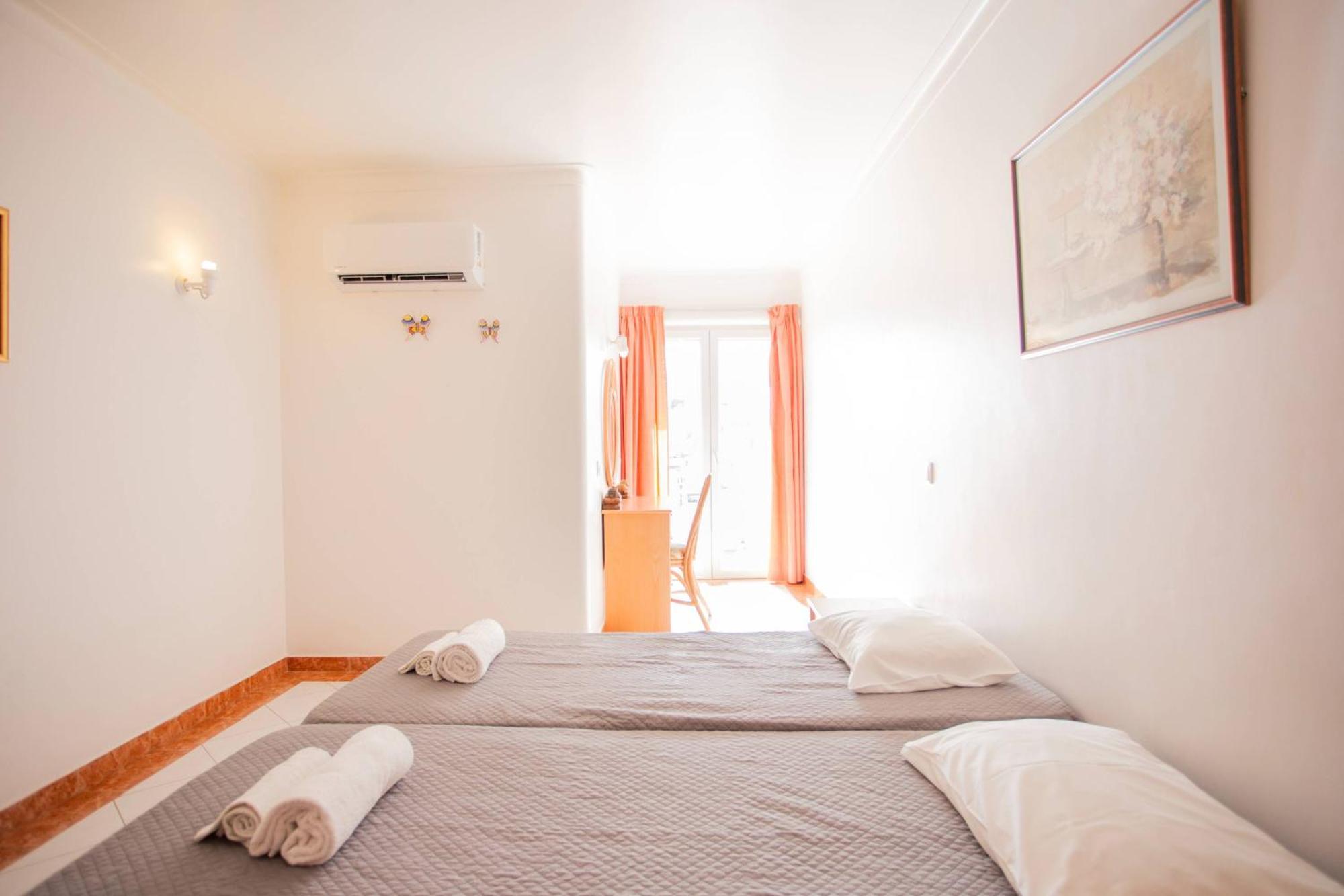 Colibri By Hellovacations Apartment อัลบูเฟรา ภายนอก รูปภาพ