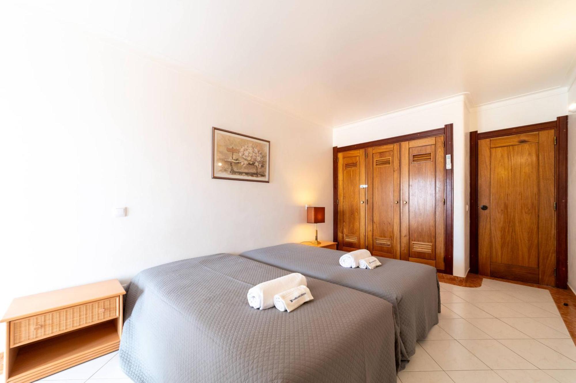 Colibri By Hellovacations Apartment อัลบูเฟรา ภายนอก รูปภาพ